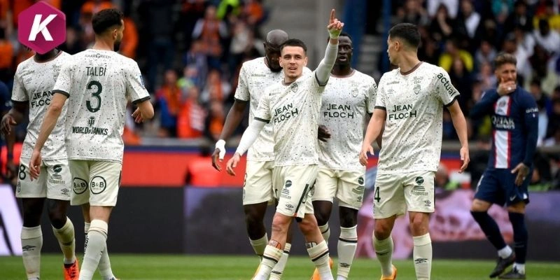 Phong độ gần của PSG, Lorient